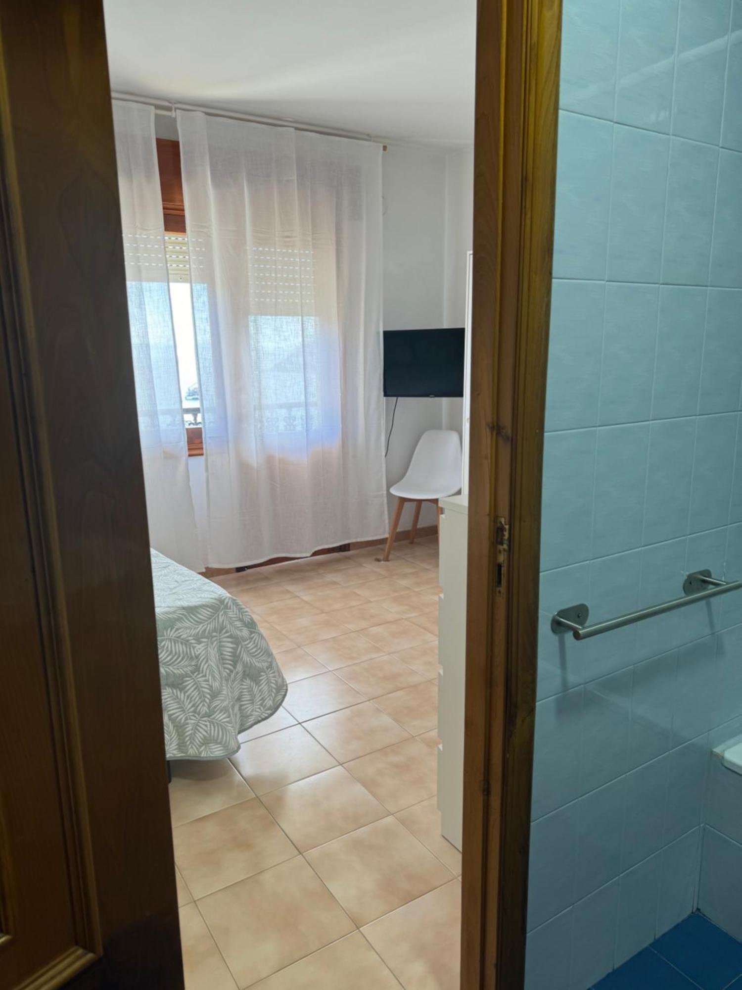 Apartamento Lb, Vistas A La Ria Raxo Bagian luar foto